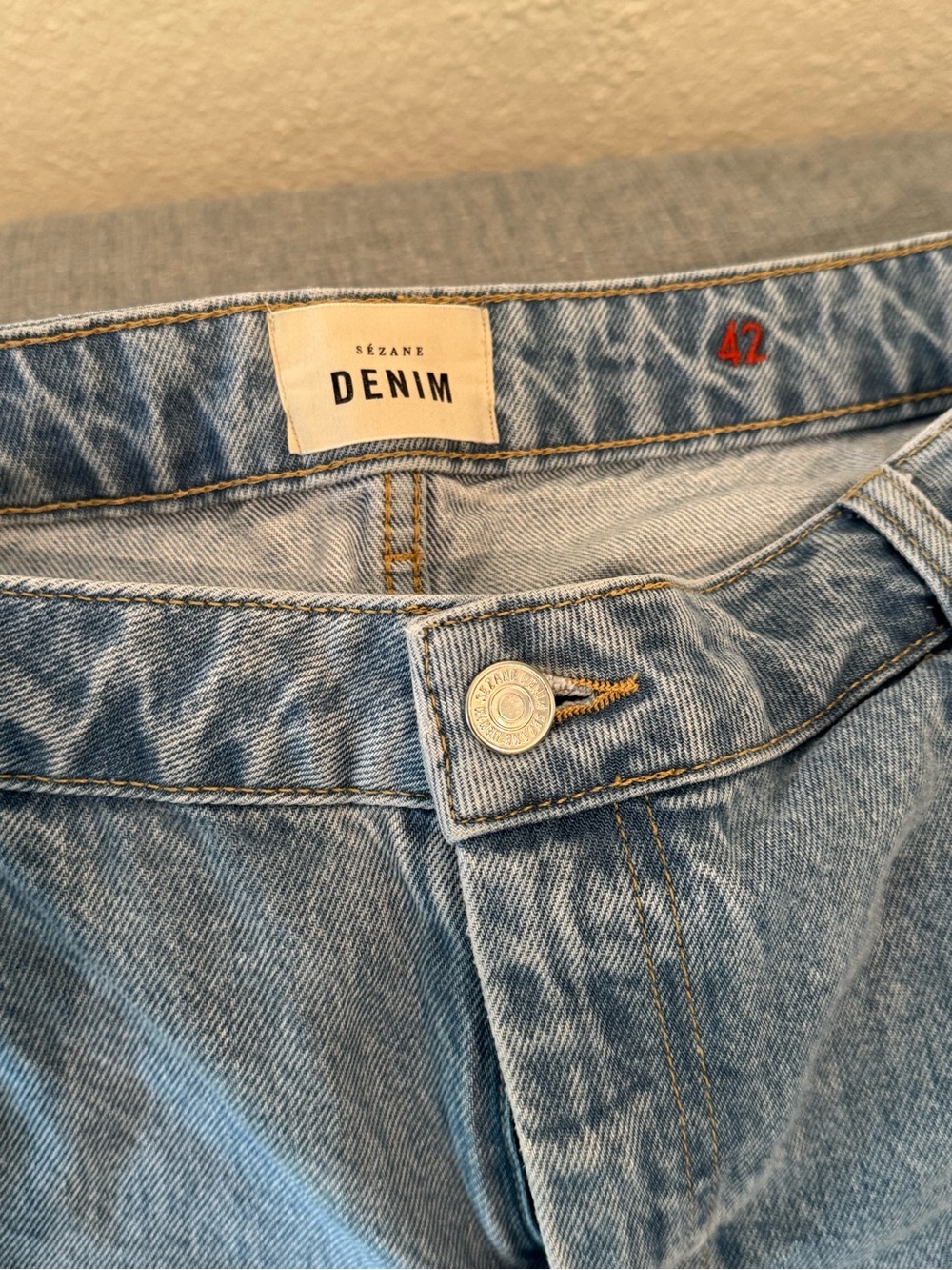 Sezane High-Rise Wide-Leg Jeans in Light Blue - Picture 4 of 6